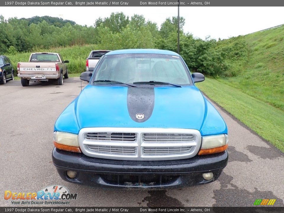 1997 Dodge Dakota Sport Regular Cab Bright Jade Metallic / Mist Gray Photo #4
