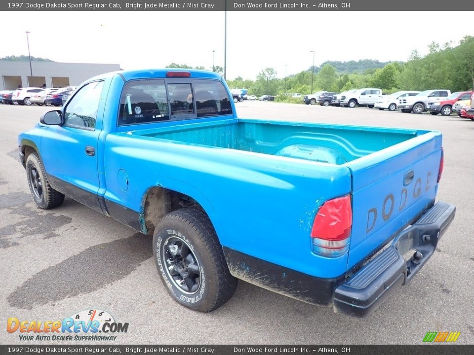 1997 Dodge Dakota Sport Regular Cab Bright Jade Metallic / Mist Gray Photo #7