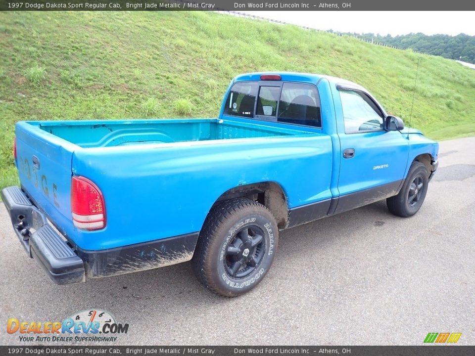 1997 Dodge Dakota Sport Regular Cab Bright Jade Metallic / Mist Gray Photo #10