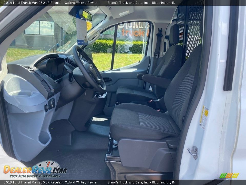 2019 Ford Transit Van 250 LR Regular Oxford White / Pewter Photo #18