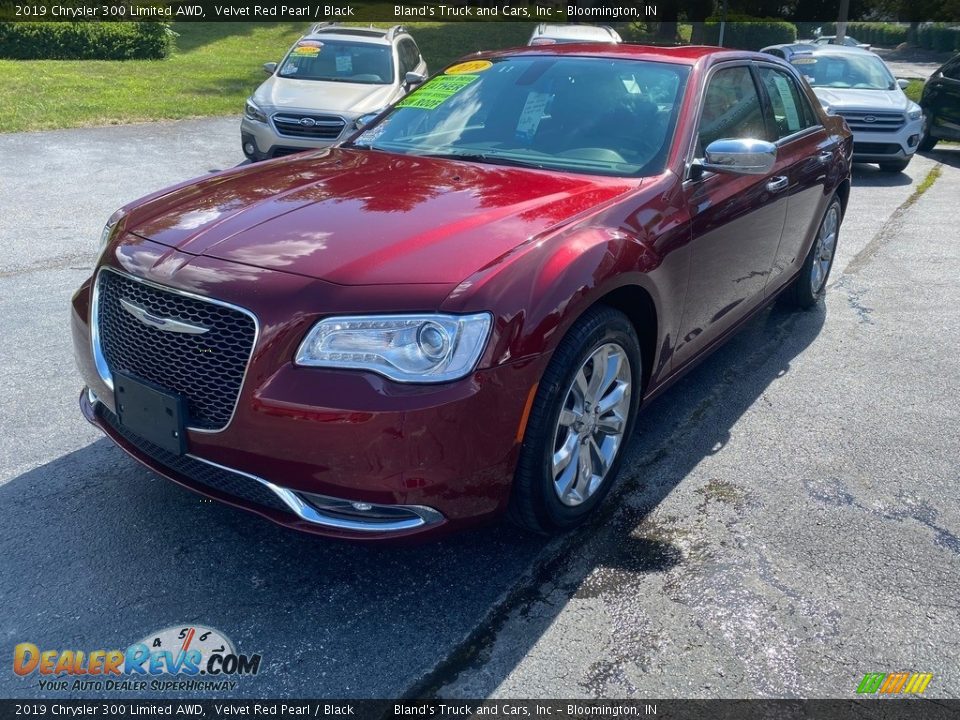 2019 Chrysler 300 Limited AWD Velvet Red Pearl / Black Photo #2