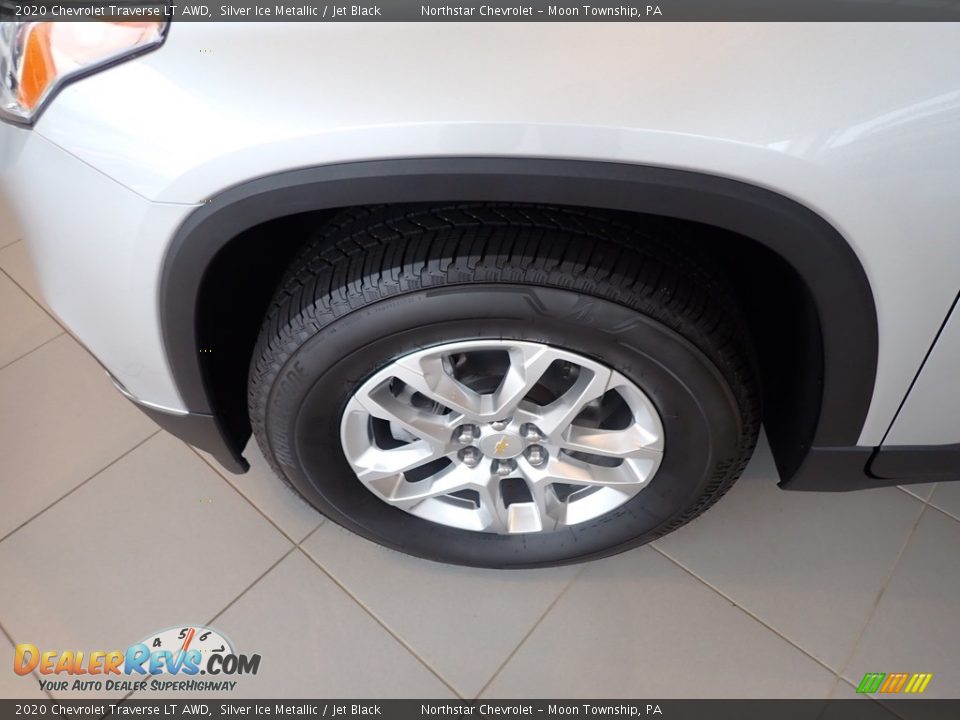 2020 Chevrolet Traverse LT AWD Silver Ice Metallic / Jet Black Photo #2