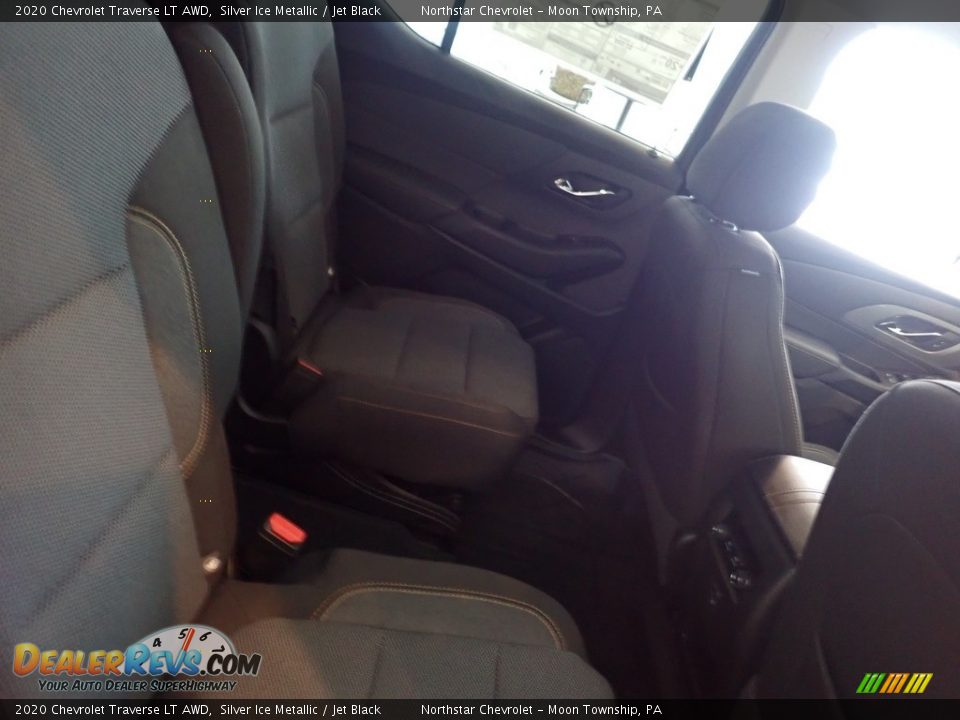 2020 Chevrolet Traverse LT AWD Silver Ice Metallic / Jet Black Photo #12