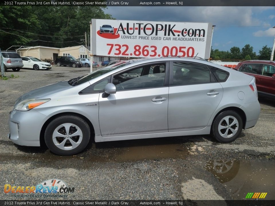 2012 Toyota Prius 3rd Gen Five Hybrid Classic Silver Metallic / Dark Gray Photo #2