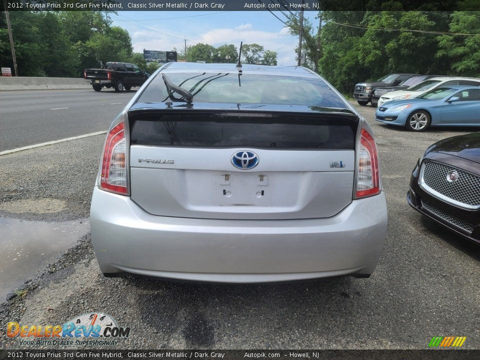 2012 Toyota Prius 3rd Gen Five Hybrid Classic Silver Metallic / Dark Gray Photo #4
