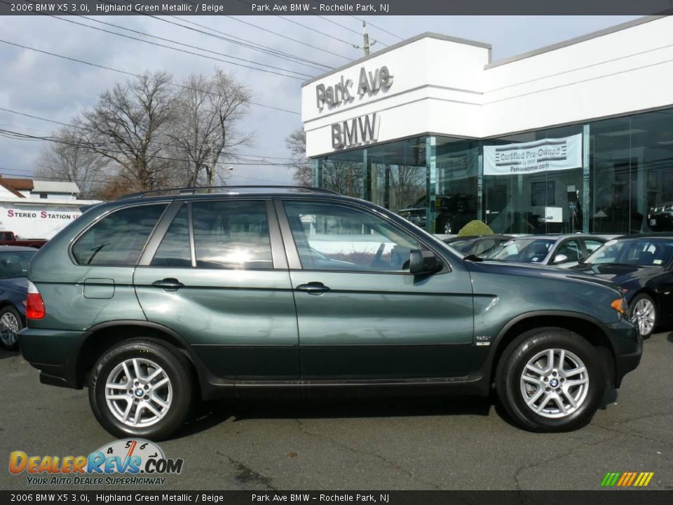Bmw highland green metallic #3