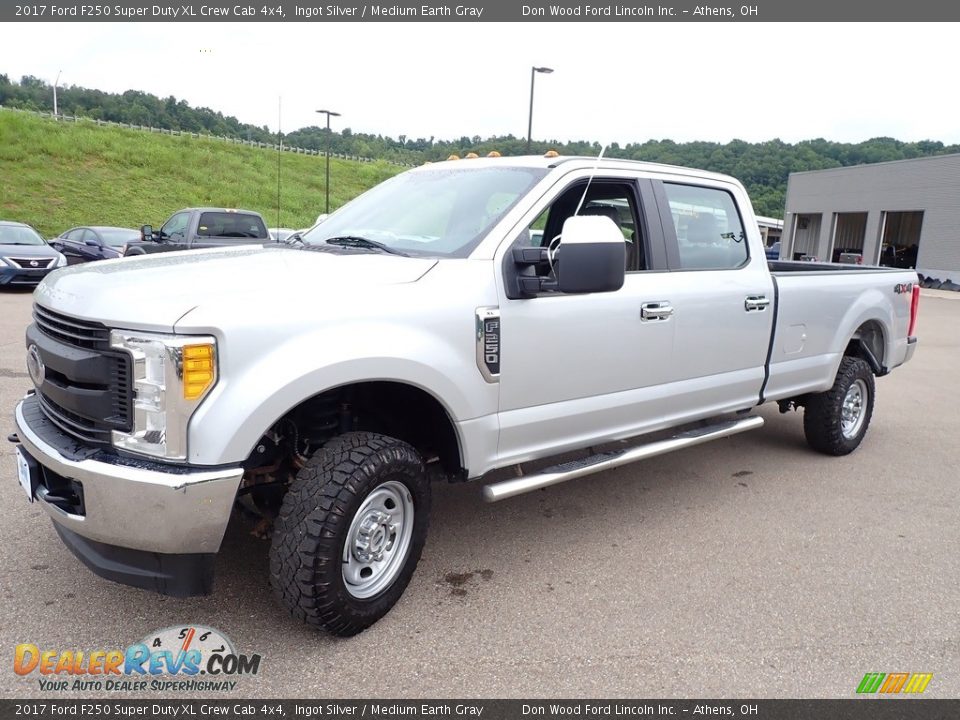 2017 Ford F250 Super Duty XL Crew Cab 4x4 Ingot Silver / Medium Earth Gray Photo #7