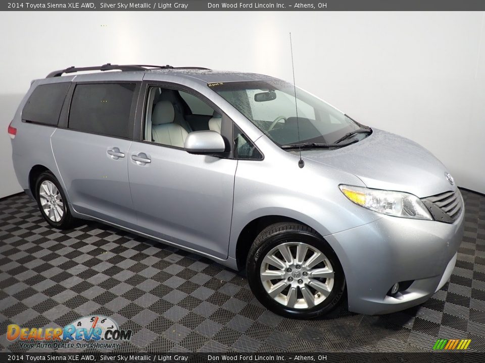 2014 Toyota Sienna XLE AWD Silver Sky Metallic / Light Gray Photo #2