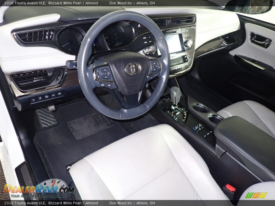 2018 Toyota Avalon XLE Blizzard White Pearl / Almond Photo #18