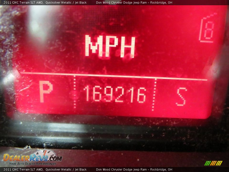 2011 GMC Terrain SLT AWD Quicksilver Metallic / Jet Black Photo #32