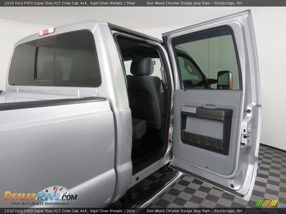 2016 Ford F450 Super Duty XLT Crew Cab 4x4 Ingot Silver Metallic / Steel Photo #27