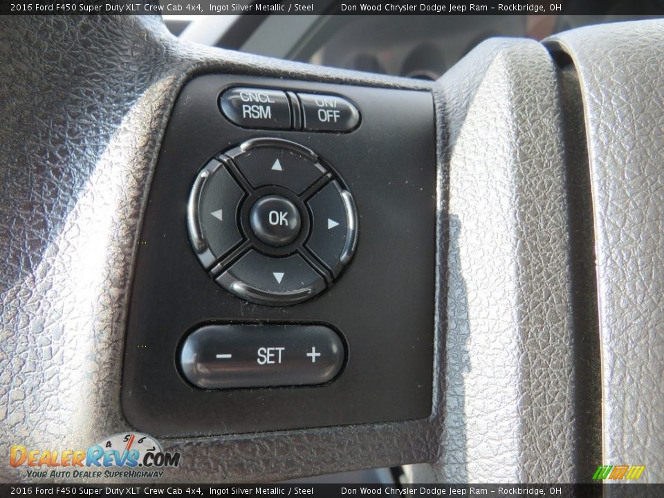 Controls of 2016 Ford F450 Super Duty XLT Crew Cab 4x4 Photo #35