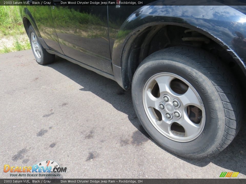 2003 Saturn VUE Black / Gray Photo #4