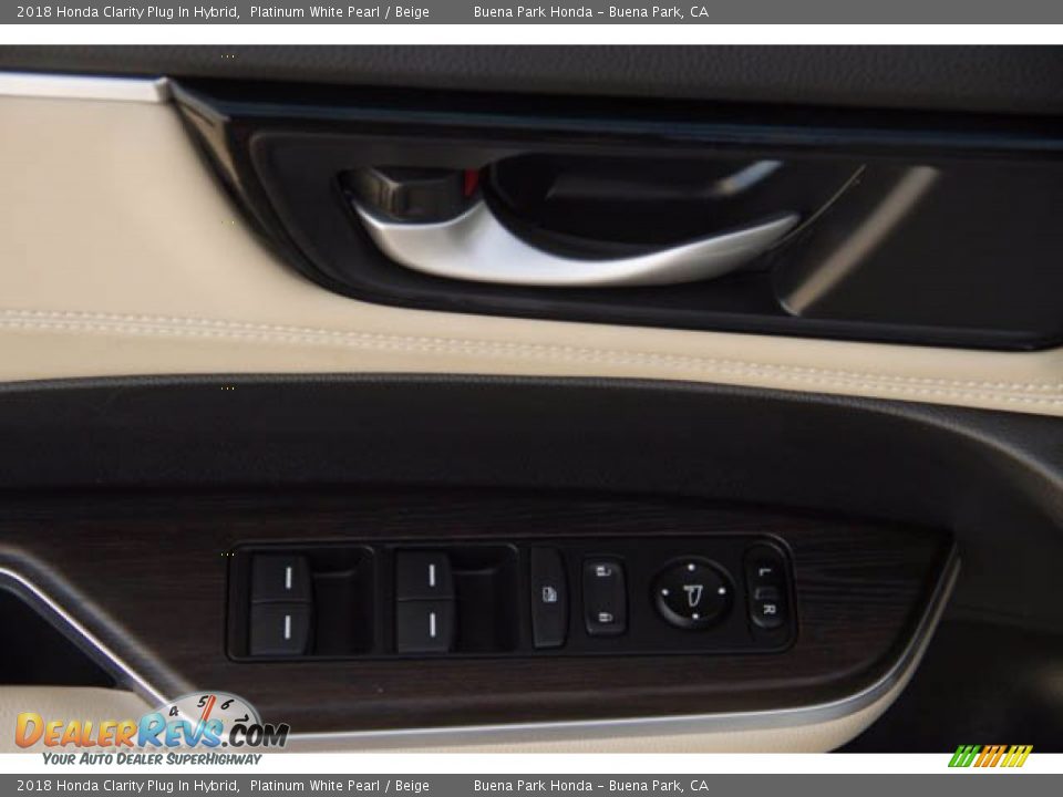 2018 Honda Clarity Plug In Hybrid Platinum White Pearl / Beige Photo #31