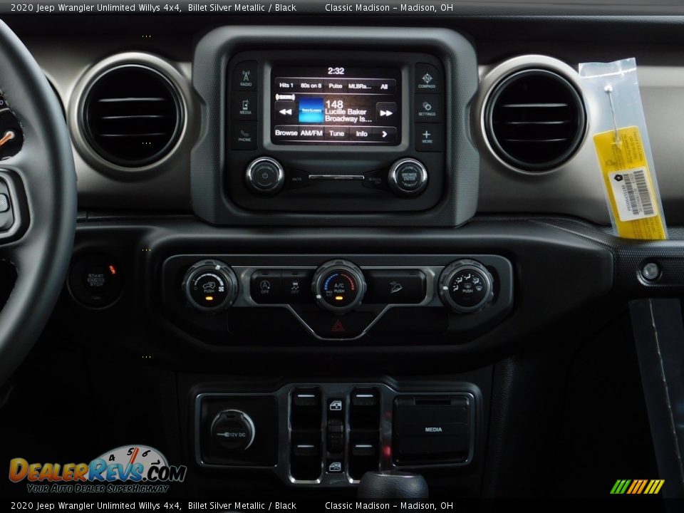 Controls of 2020 Jeep Wrangler Unlimited Willys 4x4 Photo #11