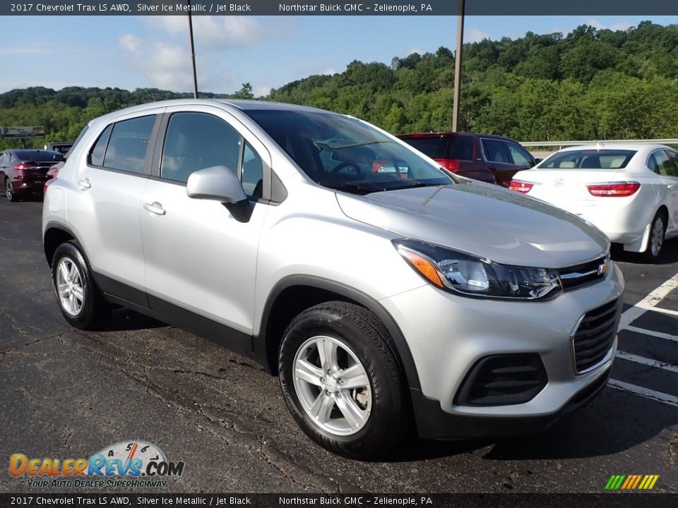 2017 Chevrolet Trax LS AWD Silver Ice Metallic / Jet Black Photo #4