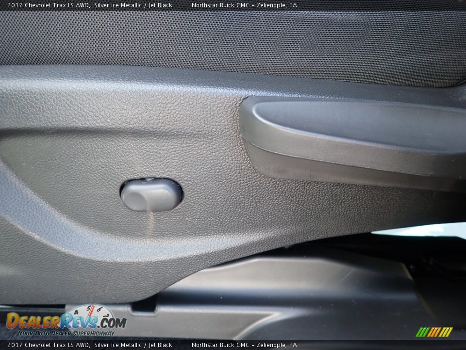 2017 Chevrolet Trax LS AWD Silver Ice Metallic / Jet Black Photo #16