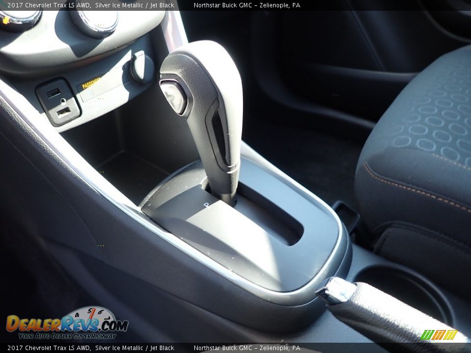 2017 Chevrolet Trax LS AWD Silver Ice Metallic / Jet Black Photo #18