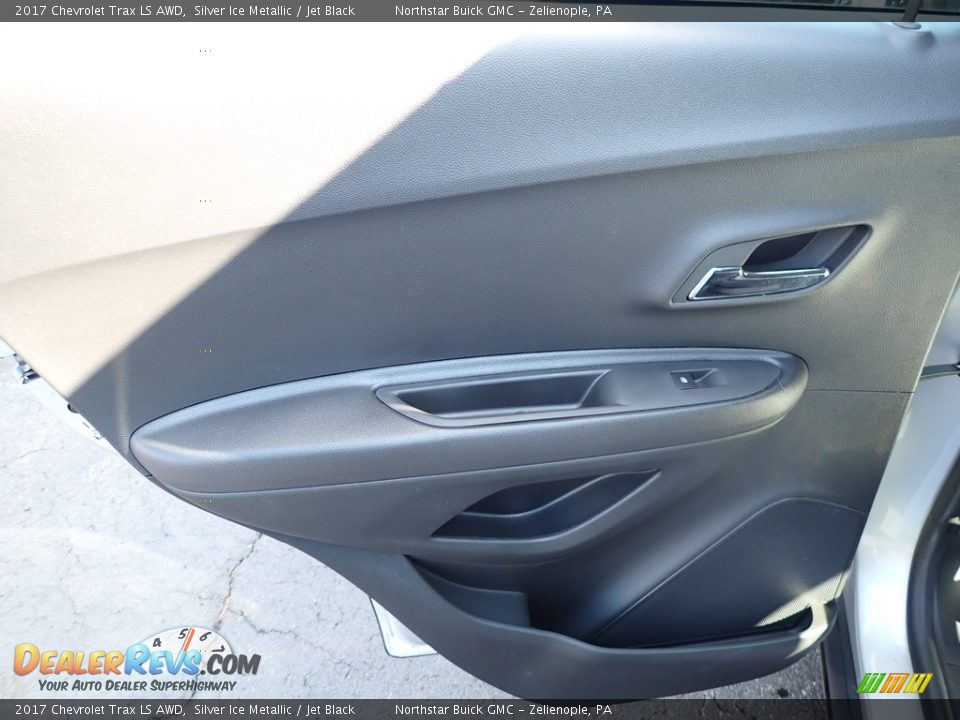2017 Chevrolet Trax LS AWD Silver Ice Metallic / Jet Black Photo #22