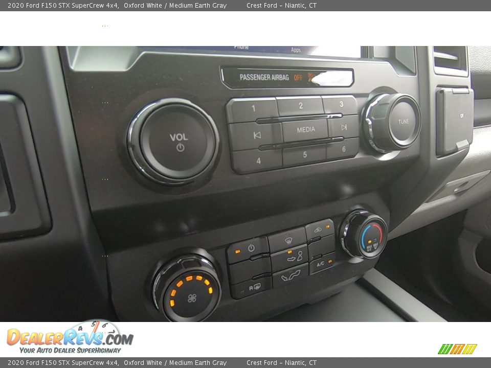 2020 Ford F150 STX SuperCrew 4x4 Oxford White / Medium Earth Gray Photo #15