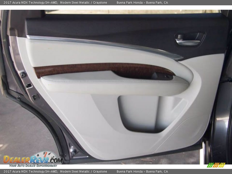 Door Panel of 2017 Acura MDX Technology SH-AWD Photo #34