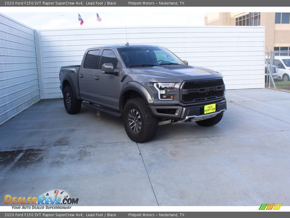 Front 3/4 View of 2020 Ford F150 SVT Raptor SuperCrew 4x4 Photo #2