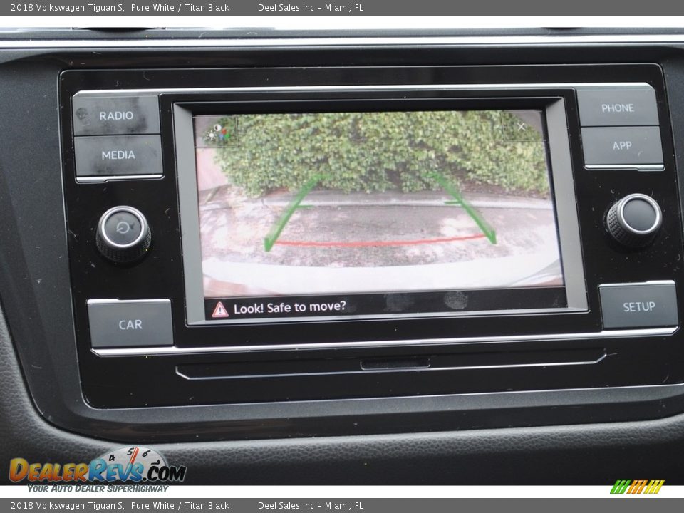 2018 Volkswagen Tiguan S Pure White / Titan Black Photo #15