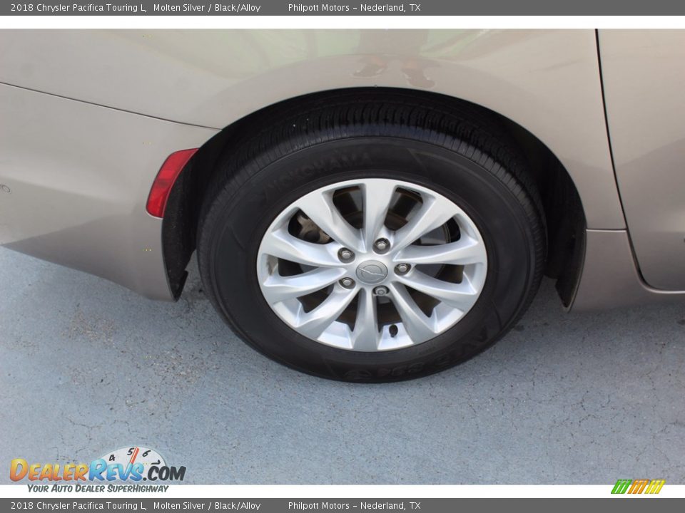 2018 Chrysler Pacifica Touring L Molten Silver / Black/Alloy Photo #11