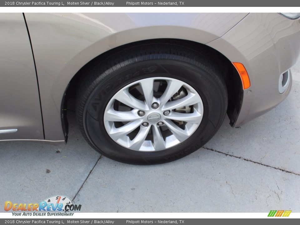 2018 Chrysler Pacifica Touring L Molten Silver / Black/Alloy Photo #12