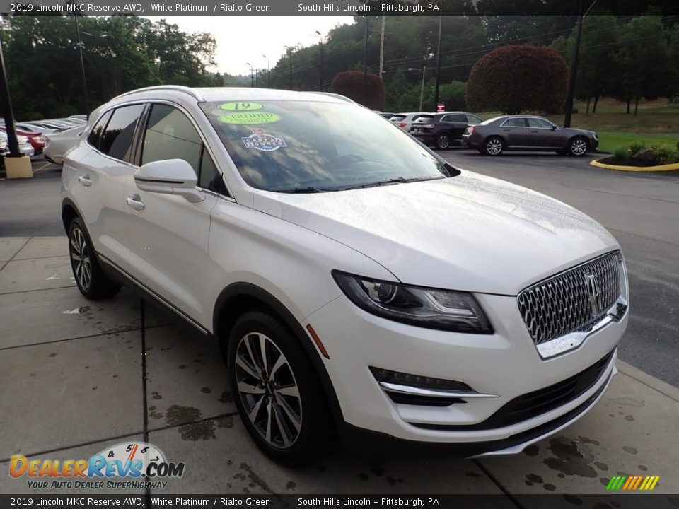 Front 3/4 View of 2019 Lincoln MKC Reserve AWD Photo #8