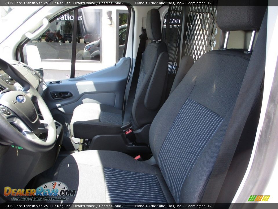 2019 Ford Transit Van 250 LR Regular Oxford White / Charcoal black Photo #7