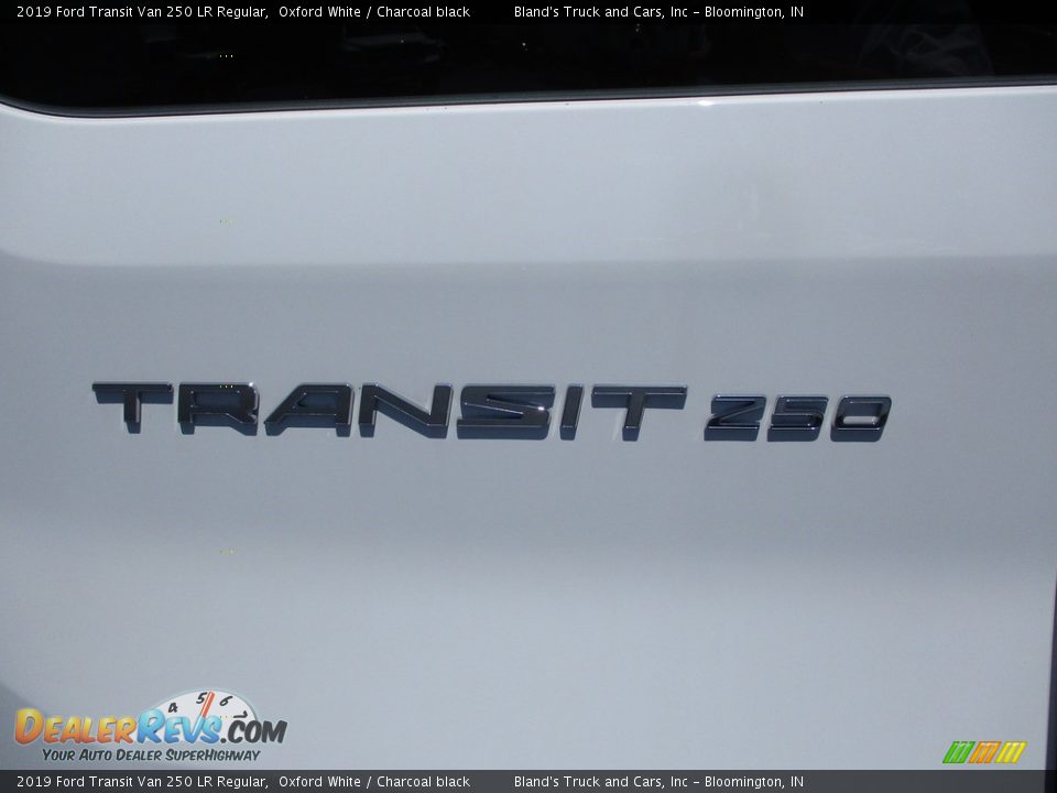 2019 Ford Transit Van 250 LR Regular Oxford White / Charcoal black Photo #25