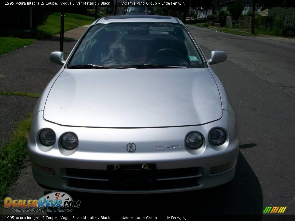 1995 Acura Integra LS Coupe Vogue Silver Metallic / Black Photo #1