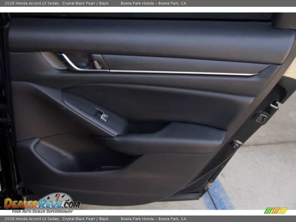 2018 Honda Accord LX Sedan Crystal Black Pearl / Black Photo #32