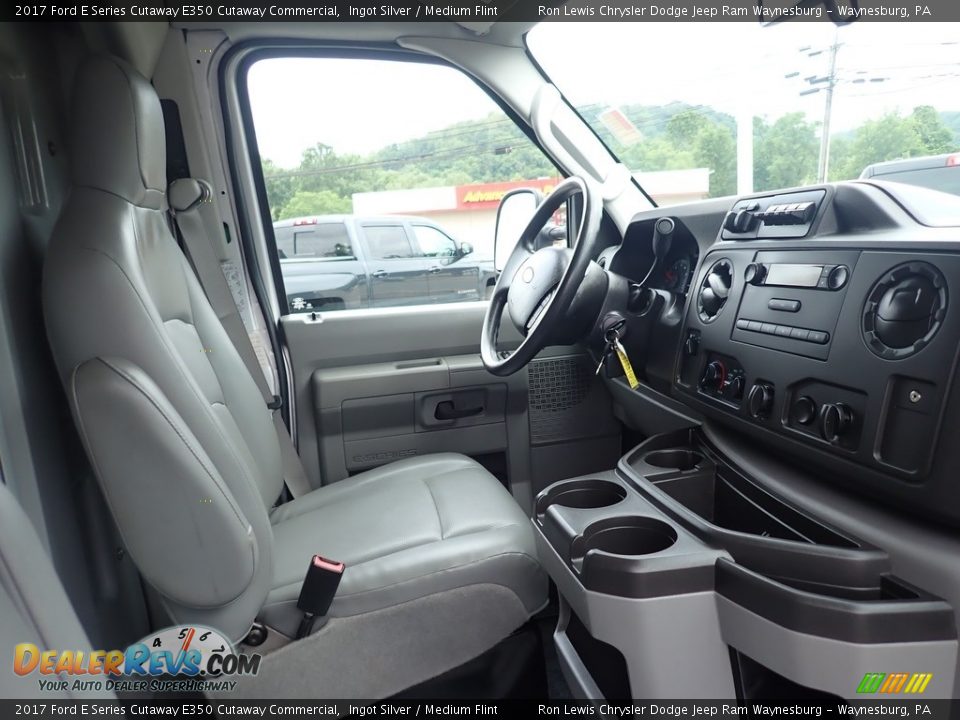 Front Seat of 2017 Ford E Series Cutaway E350 Cutaway Commercial Photo #11