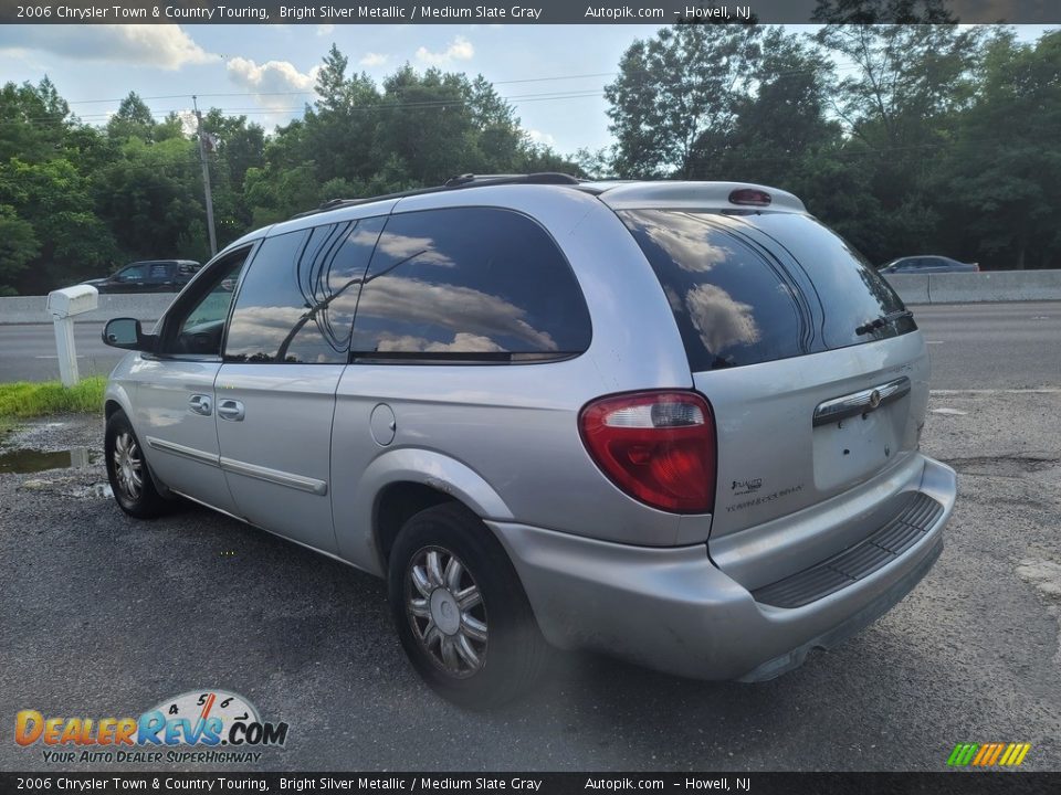 2006 Chrysler Town & Country Touring Bright Silver Metallic / Medium Slate Gray Photo #5