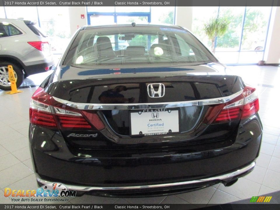 2017 Honda Accord EX Sedan Crystal Black Pearl / Black Photo #14