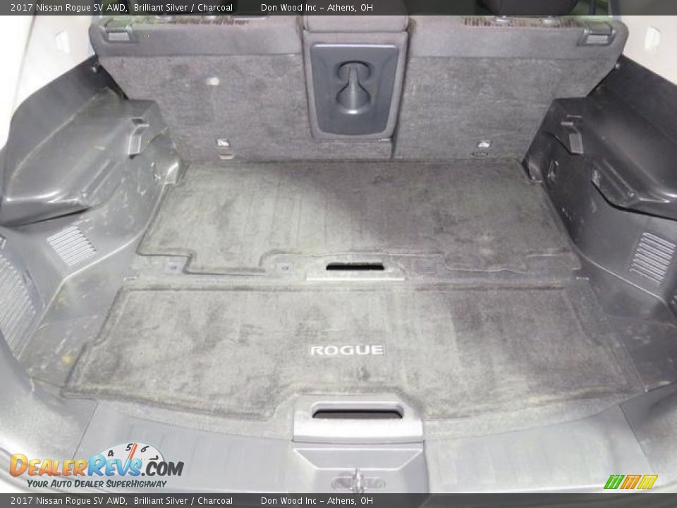 2017 Nissan Rogue SV AWD Brilliant Silver / Charcoal Photo #13