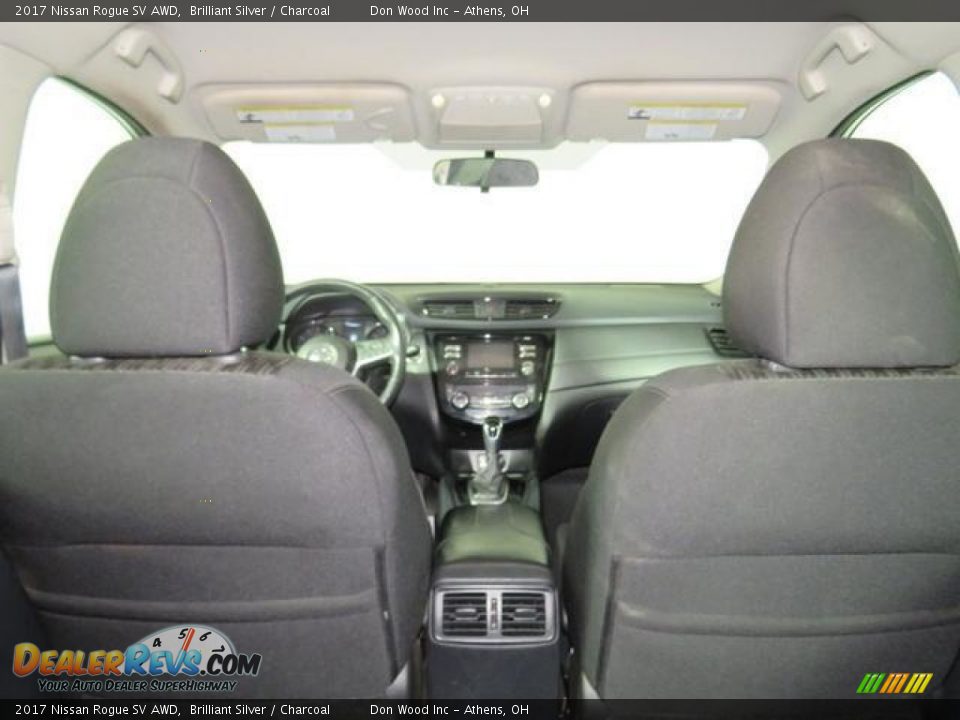 2017 Nissan Rogue SV AWD Brilliant Silver / Charcoal Photo #14