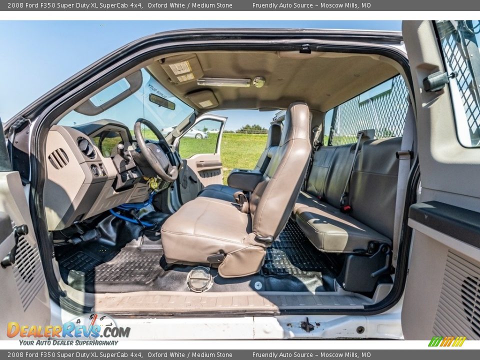 Medium Stone Interior - 2008 Ford F350 Super Duty XL SuperCab 4x4 Photo #24