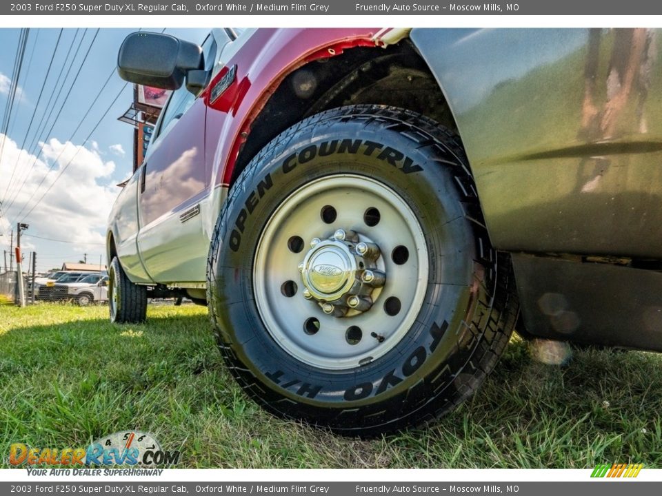 Custom Wheels of 2003 Ford F250 Super Duty XL Regular Cab Photo #2