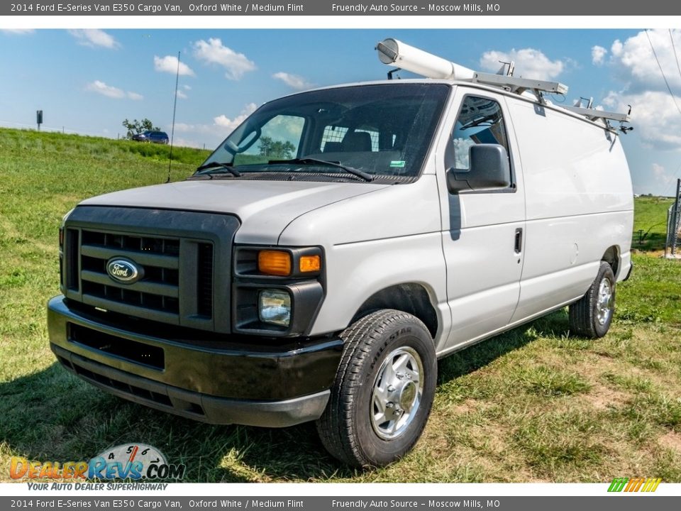 Front 3/4 View of 2014 Ford E-Series Van E350 Cargo Van Photo #12