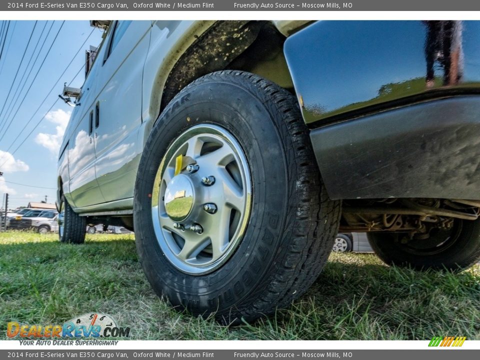 2014 Ford E-Series Van E350 Cargo Van Oxford White / Medium Flint Photo #16