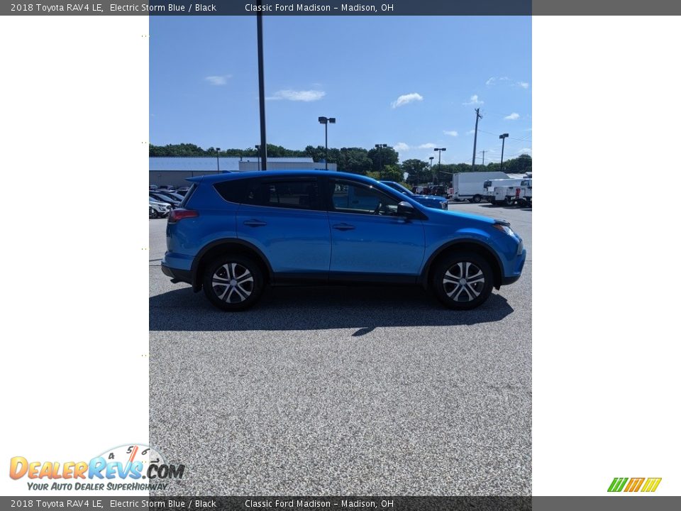 2018 Toyota RAV4 LE Electric Storm Blue / Black Photo #14