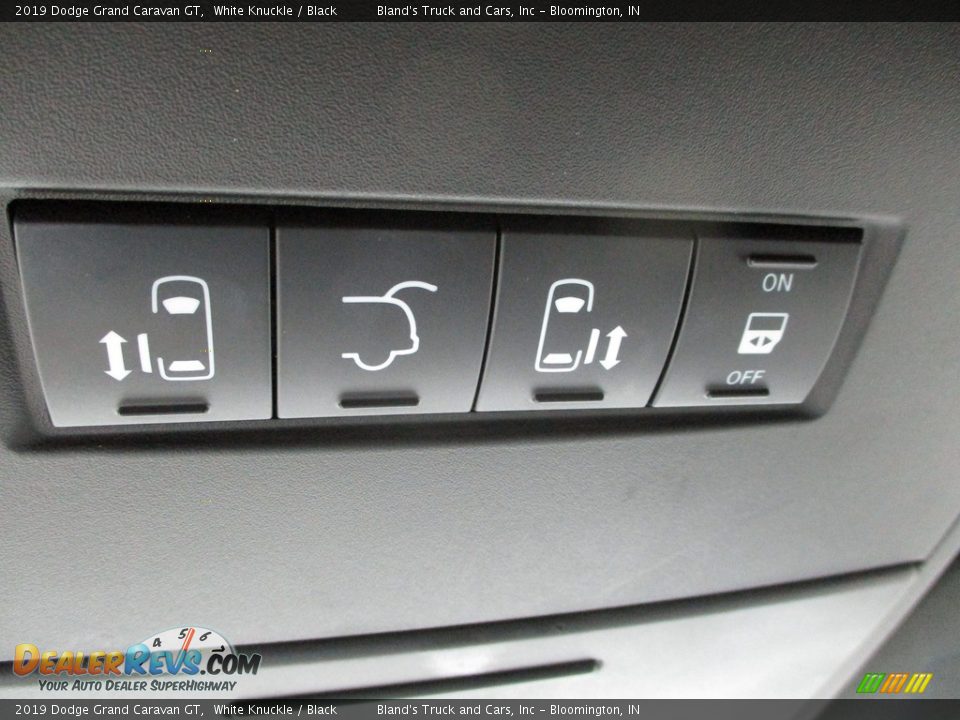 2019 Dodge Grand Caravan GT White Knuckle / Black Photo #24