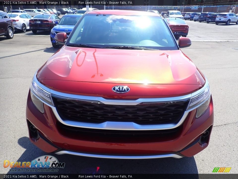 2021 Kia Seltos S AWD Mars Orange / Black Photo #4