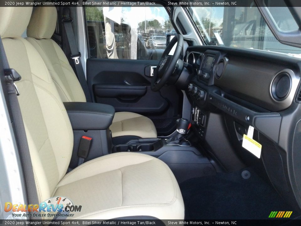 Front Seat of 2020 Jeep Wrangler Unlimited Sport 4x4 Photo #17