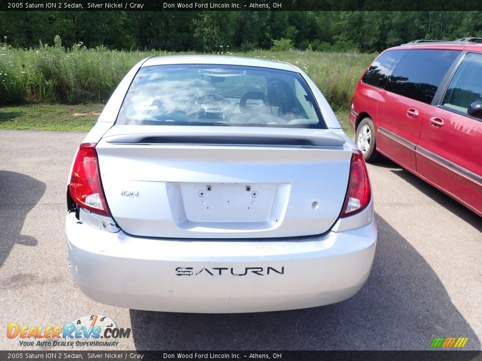 2005 Saturn ION 2 Sedan Silver Nickel / Gray Photo #9