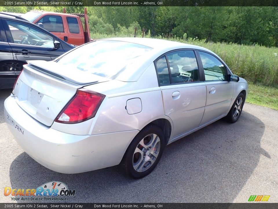 2005 Saturn ION 2 Sedan Silver Nickel / Gray Photo #10