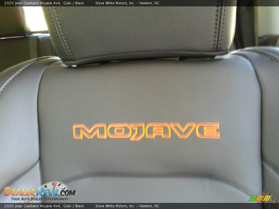 2020 Jeep Gladiator Mojave 4x4 Gobi / Black Photo #18